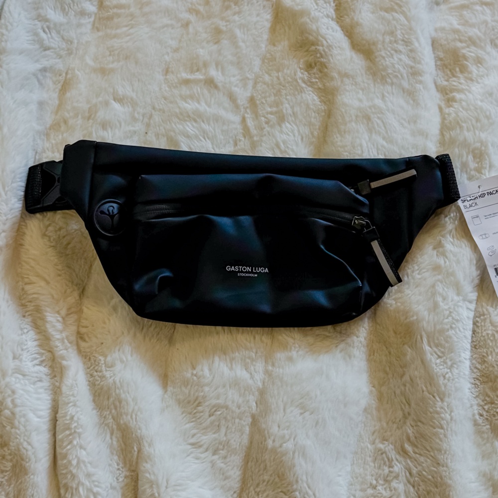 NWT Gaston Luga Hip Pack